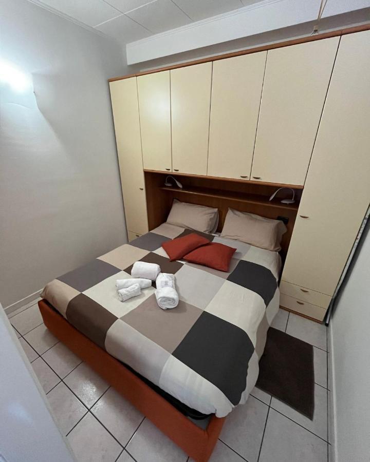 Gardalakeapartment A Sirmione Eksteriør billede